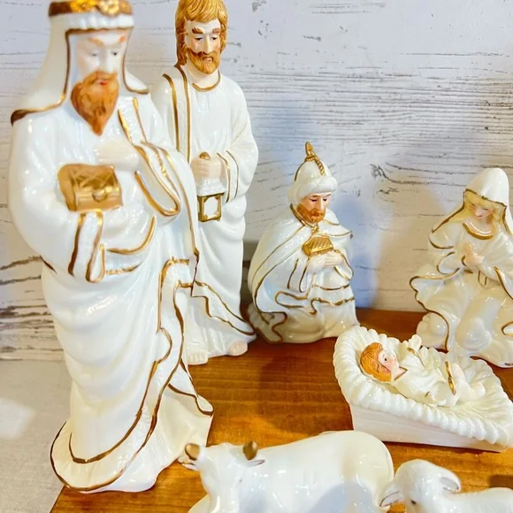 Nativity figurines gold white Jesus ceramic decor Christmas holiday - Picture 2 of 5